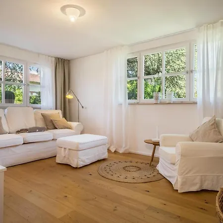 Ferienhaeuschen Fischbach * Friedrichshafen