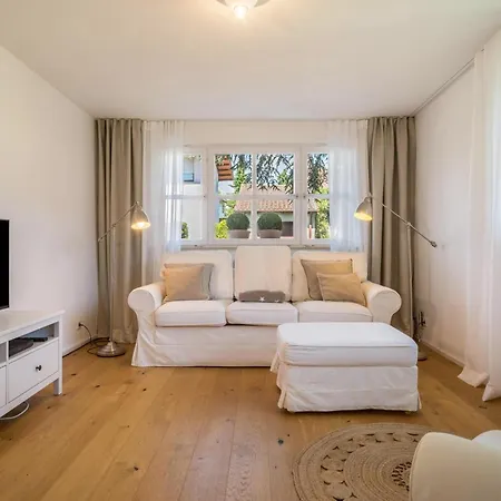 Ferienhaeuschen Fischbach * Friedrichshafen